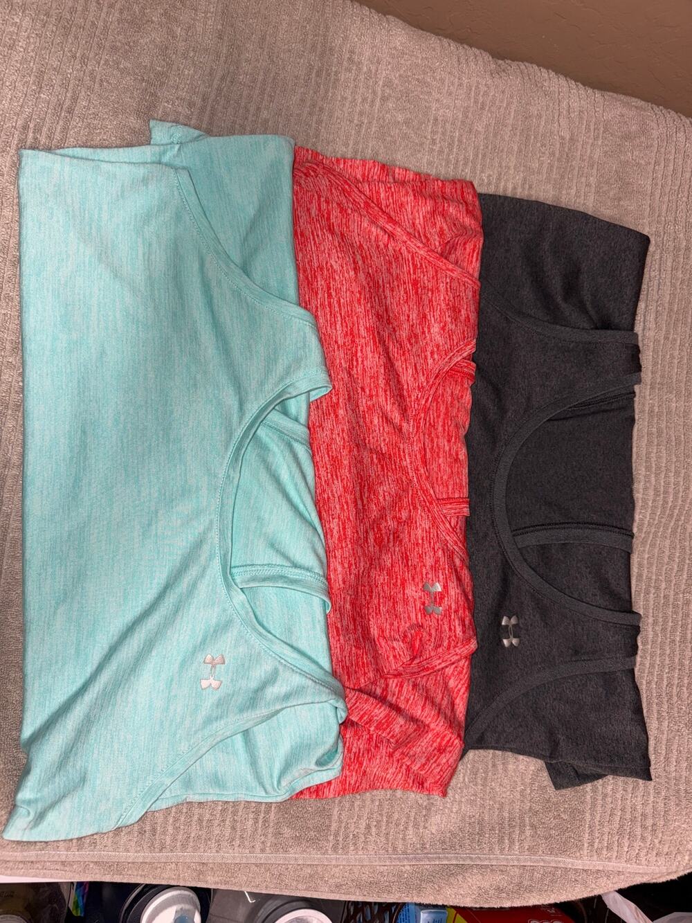 Under Armour Tank Top Bundle  3 colors Womens Size Medium Athletic work out tank